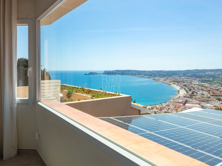 Exclusive Sea View Villa Elena with Guest Apartments in Cuesta San Antonio, Jávea
