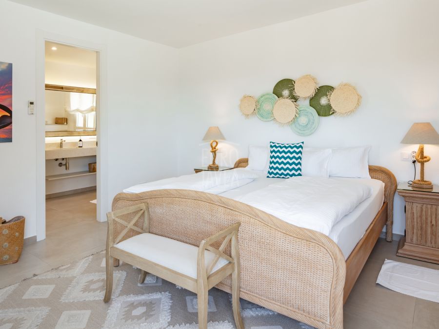 Exclusive Sea View Villa Elena with Guest Apartments in Cuesta San Antonio, Jávea