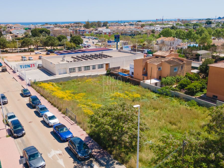 Urban plot in the Old Town of Jávea with great building potential