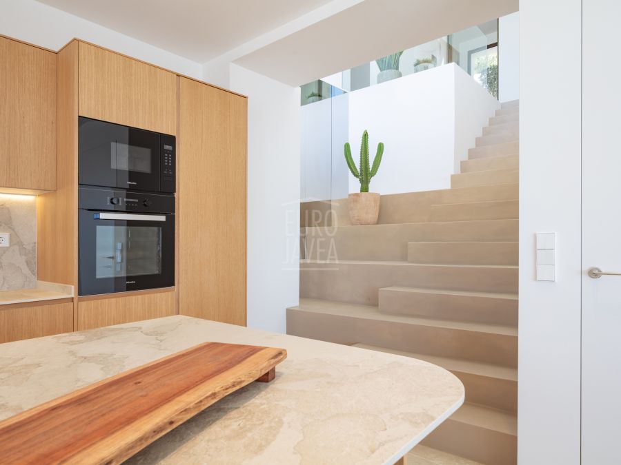 Elegante Villa Avelune met een prachtig uitzicht op de Middellandse Zee