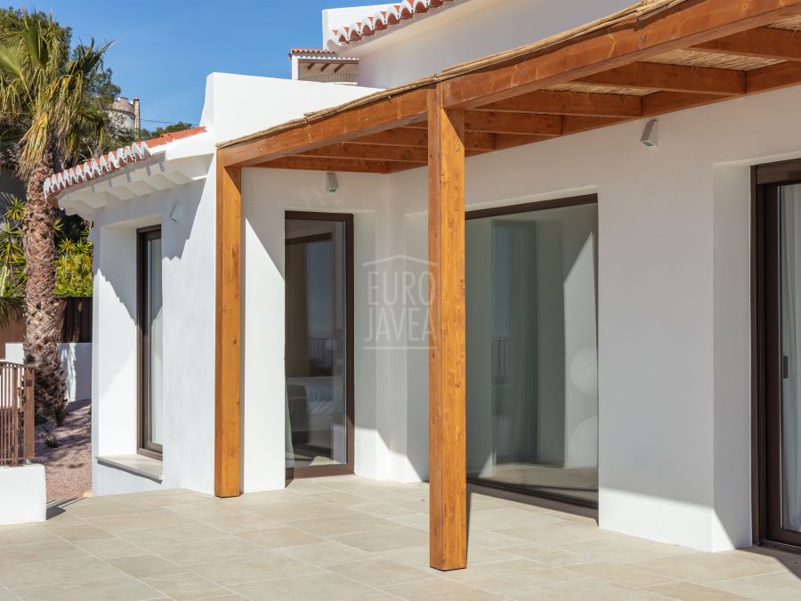 Elegante Villa Avelune met een prachtig uitzicht op de Middellandse Zee