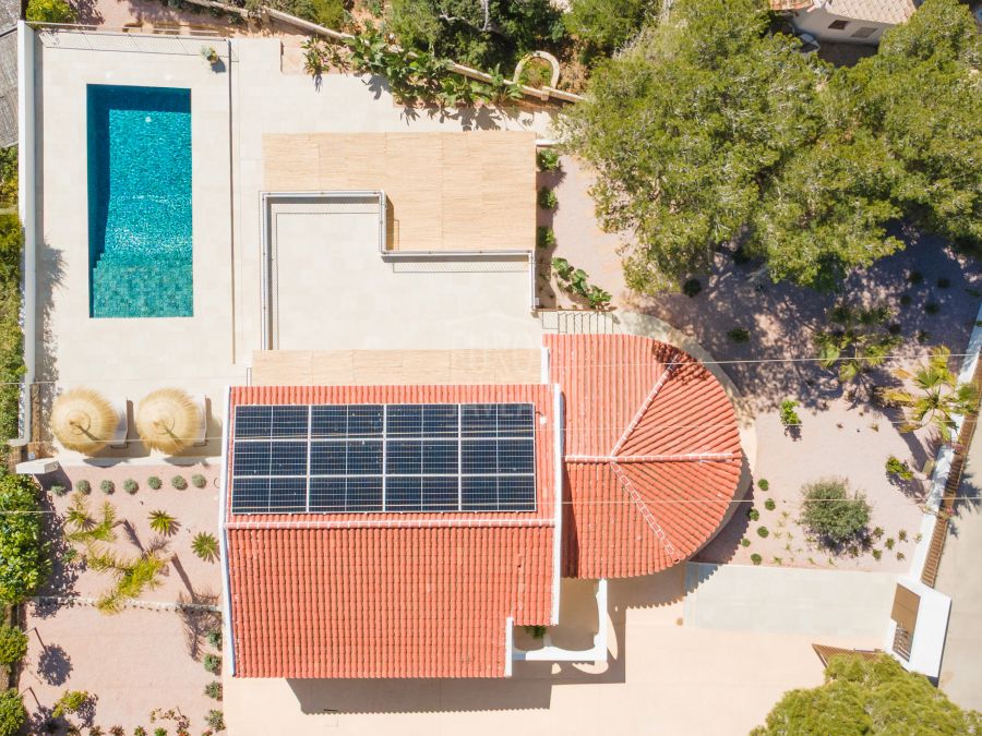 Elegante Villa Avelune met een prachtig uitzicht op de Middellandse Zee