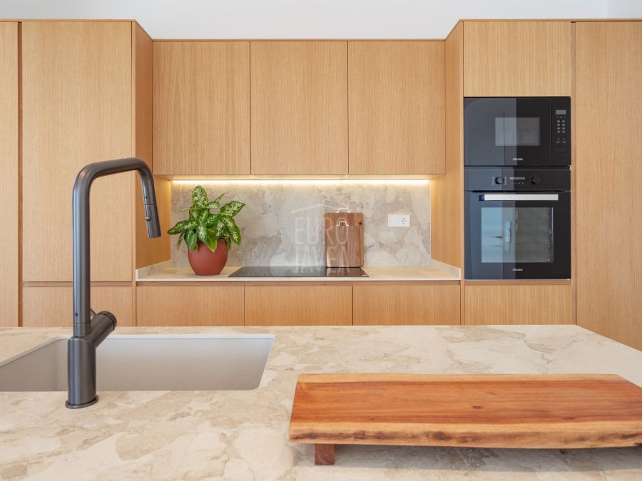 Elegante Villa Avelune met een prachtig uitzicht op de Middellandse Zee