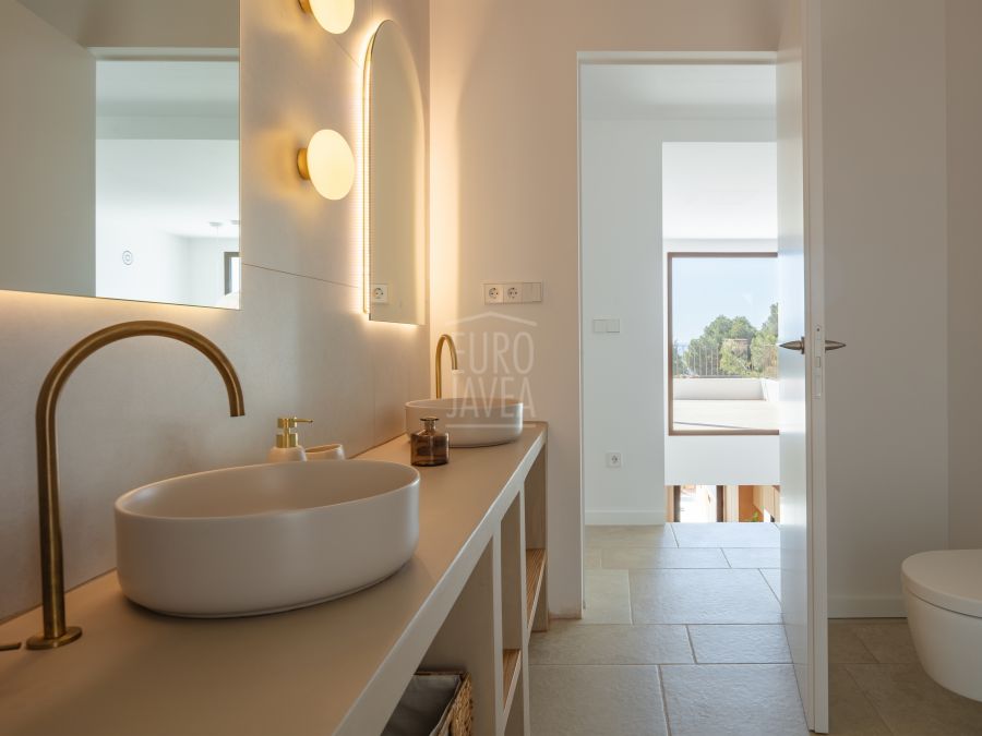 Elegante Villa Avelune met een prachtig uitzicht op de Middellandse Zee