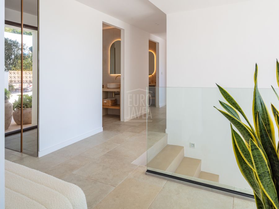 Elegante Villa Avelune met een prachtig uitzicht op de Middellandse Zee