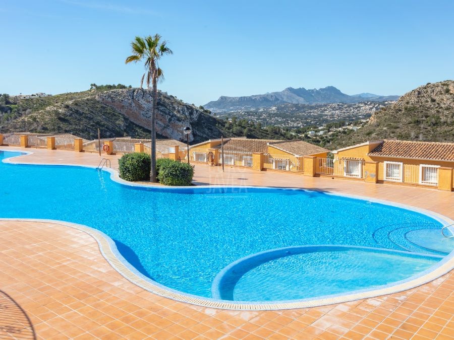 Appartement met panoramisch uitzicht in een rustige woonwijk in Cumbre del Sol