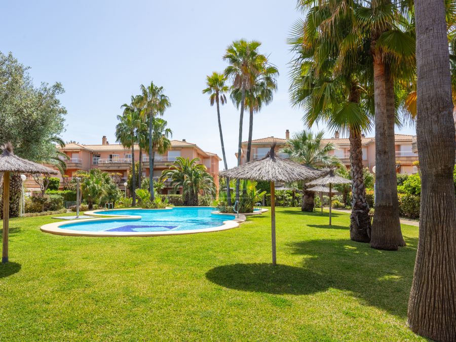 Apartment in Avda. Augusta