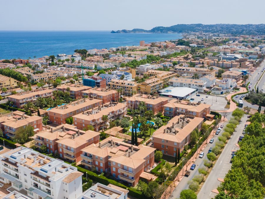 Apartment in Avda. Augusta