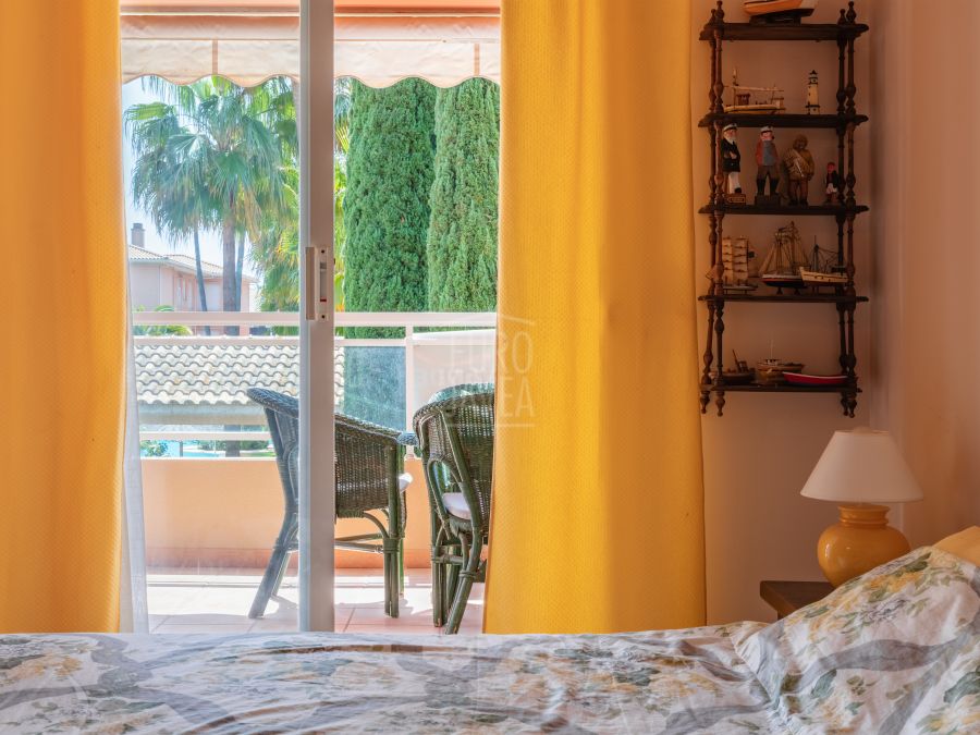 Apartment in Avda. Augusta