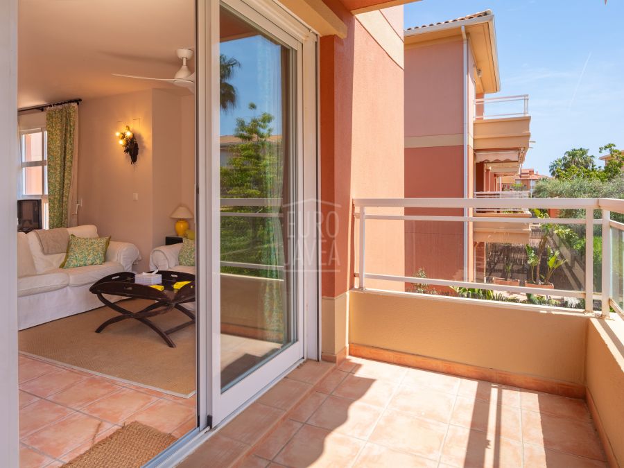 Apartment in Avda. Augusta