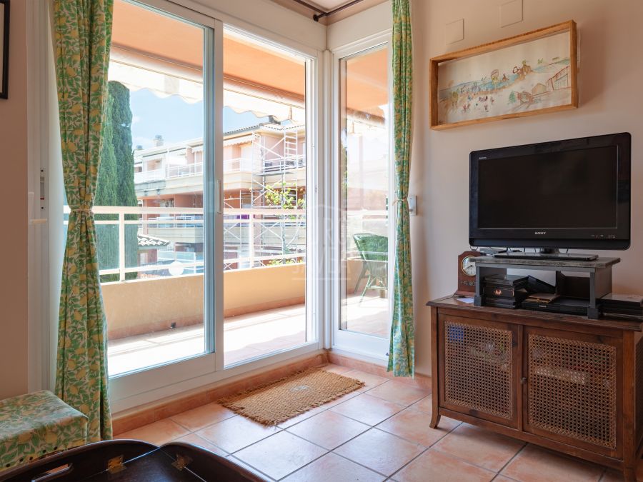 Apartment in Avda. Augusta