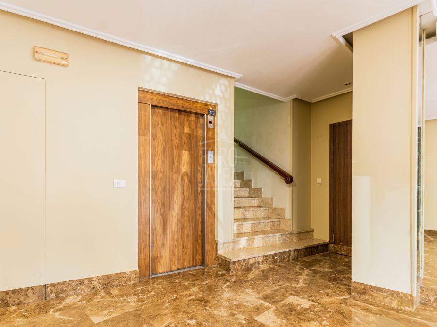 Apartment for sale in the centre of Jávea Port with open views