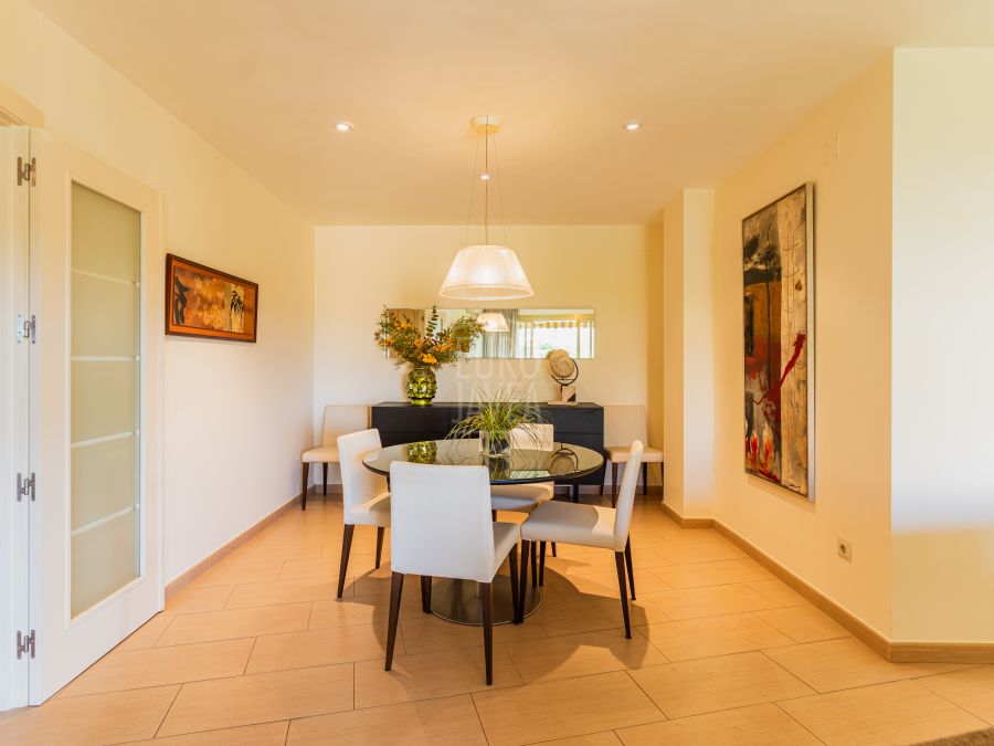 Apartment for sale in the centre of Jávea Port with open views