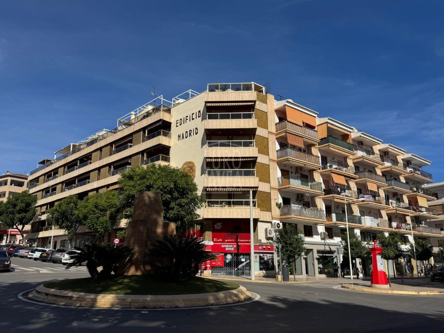 Apartment for sale in the centre of Jávea Port with open views