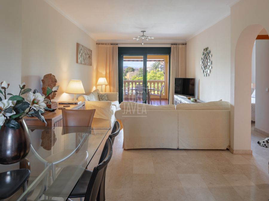 Exclusive , Duplex Penthouse with Spacious Terraces in Jávea Port