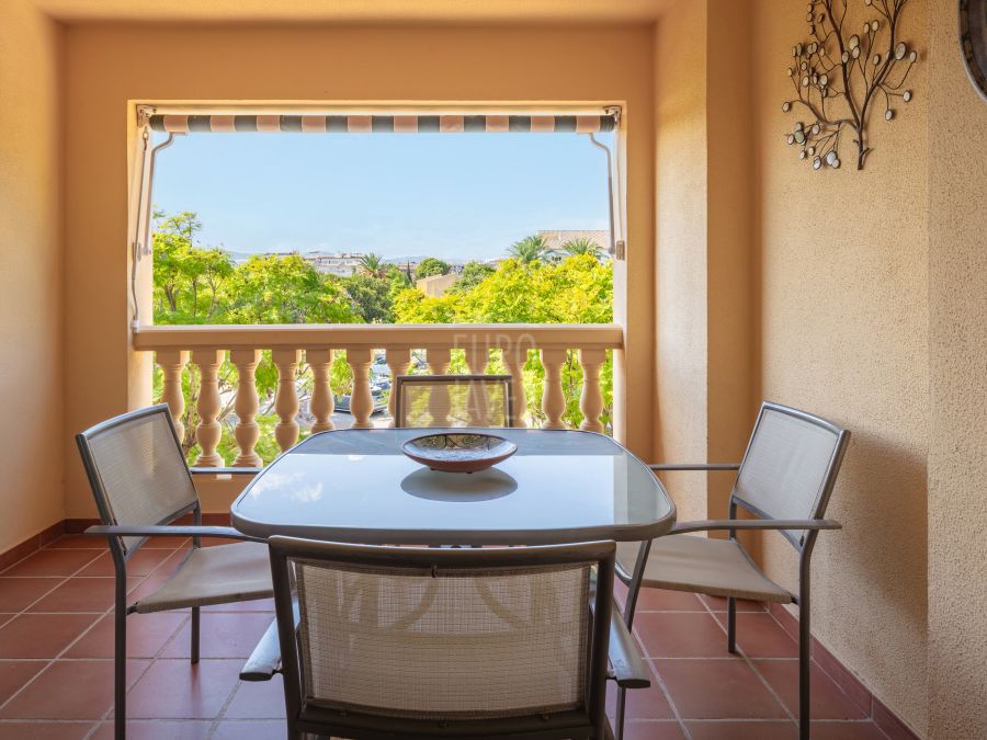 Exclusive , Duplex Penthouse with Spacious Terraces in Jávea Port