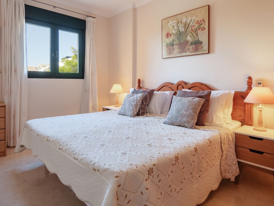 Exclusive , Duplex Penthouse with Spacious Terraces in Jávea Port