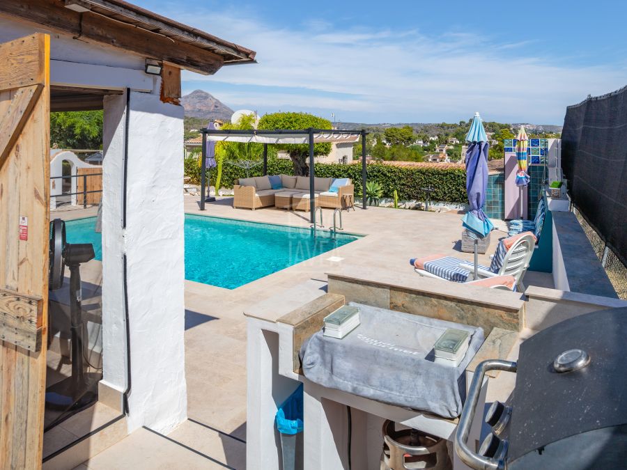 Villa Boubou exclusive – charme et essence méditerranéenne à Jávea