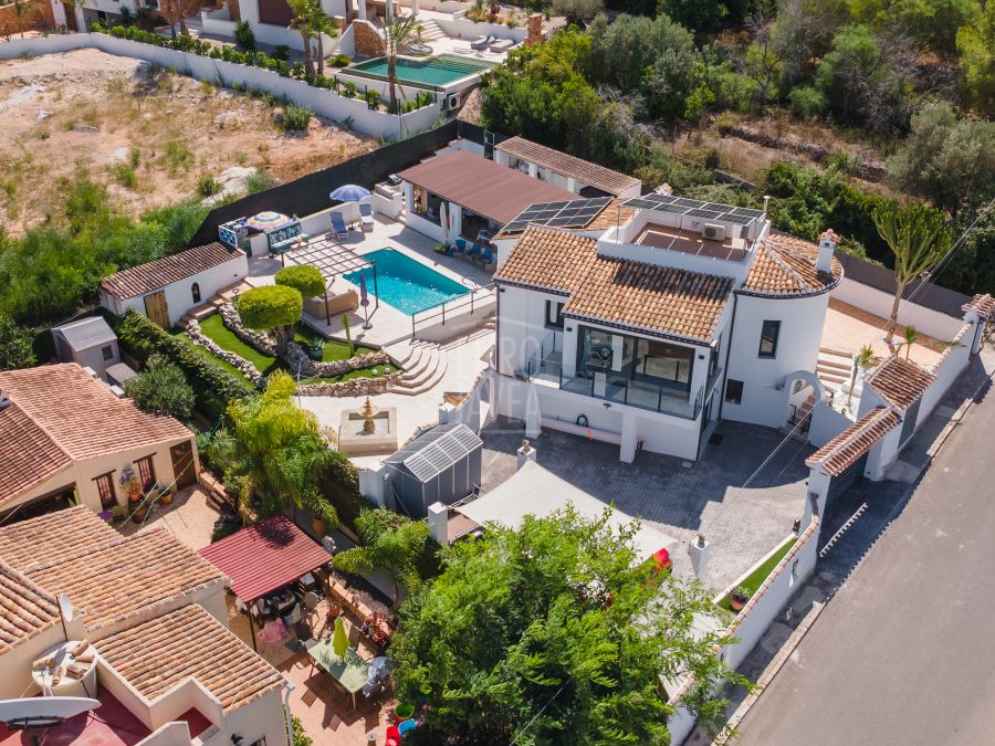 Villa Boubou exclusive – charme et essence méditerranéenne à Jávea