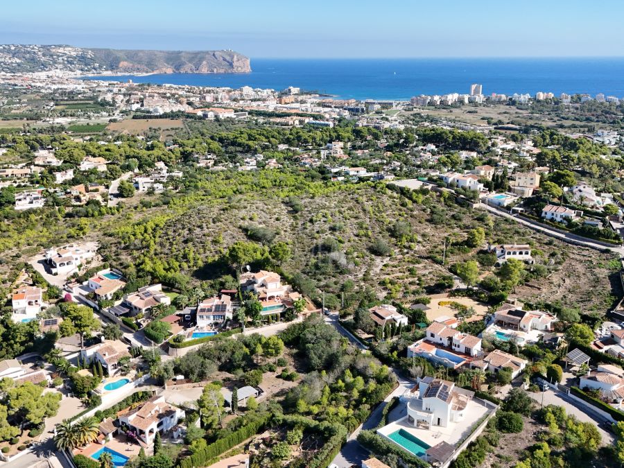 Two adjoining urban plots for sale in Adsubies, Jávea