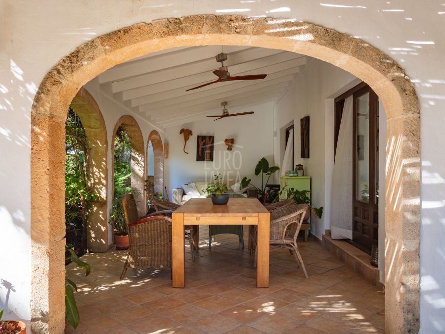 Exclusive one-level Mediterranean villa with private pool in El Tosalet, Jávea