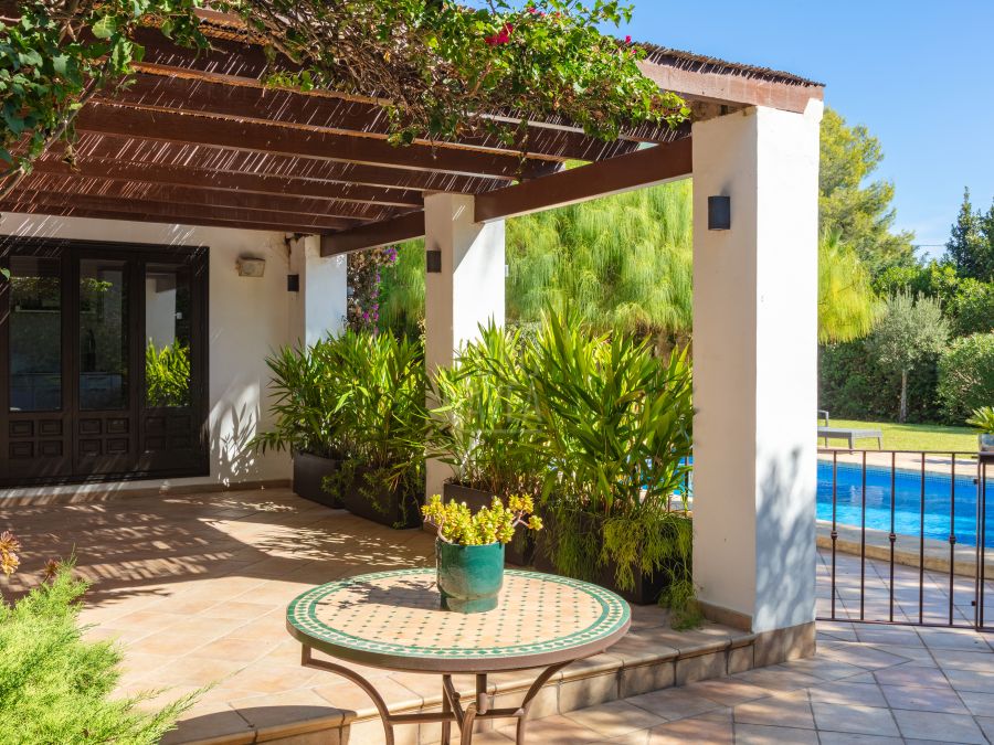 Exclusive one-level Mediterranean villa with private pool in El Tosalet, Jávea