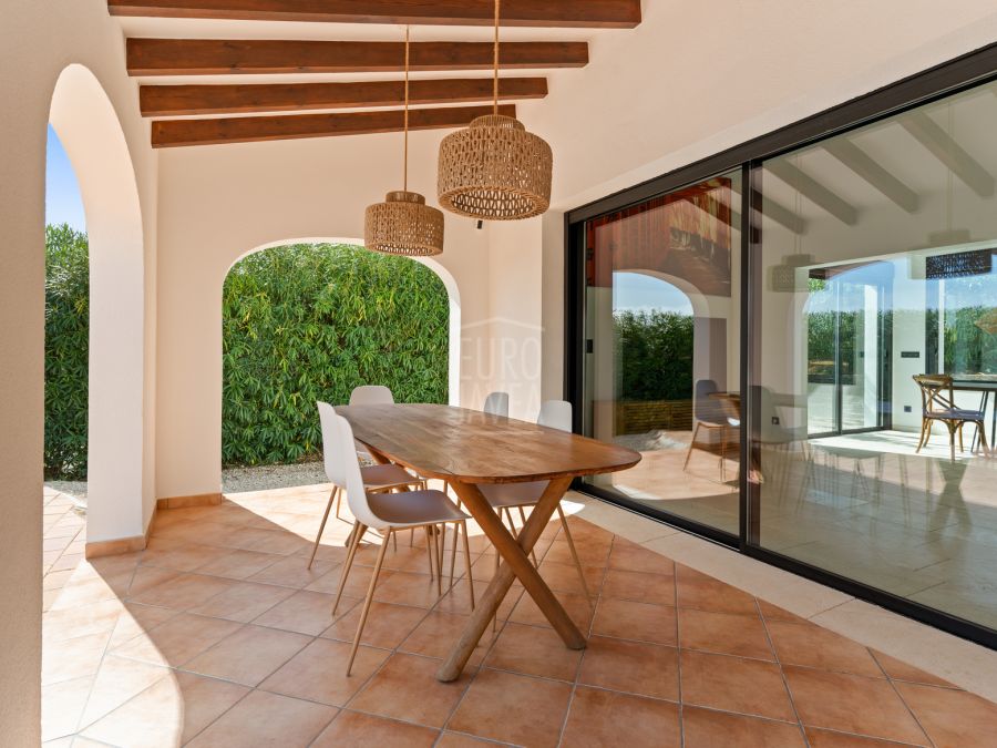 Villa Zaya – modern luxury villa with panoramic sea views in Jávea