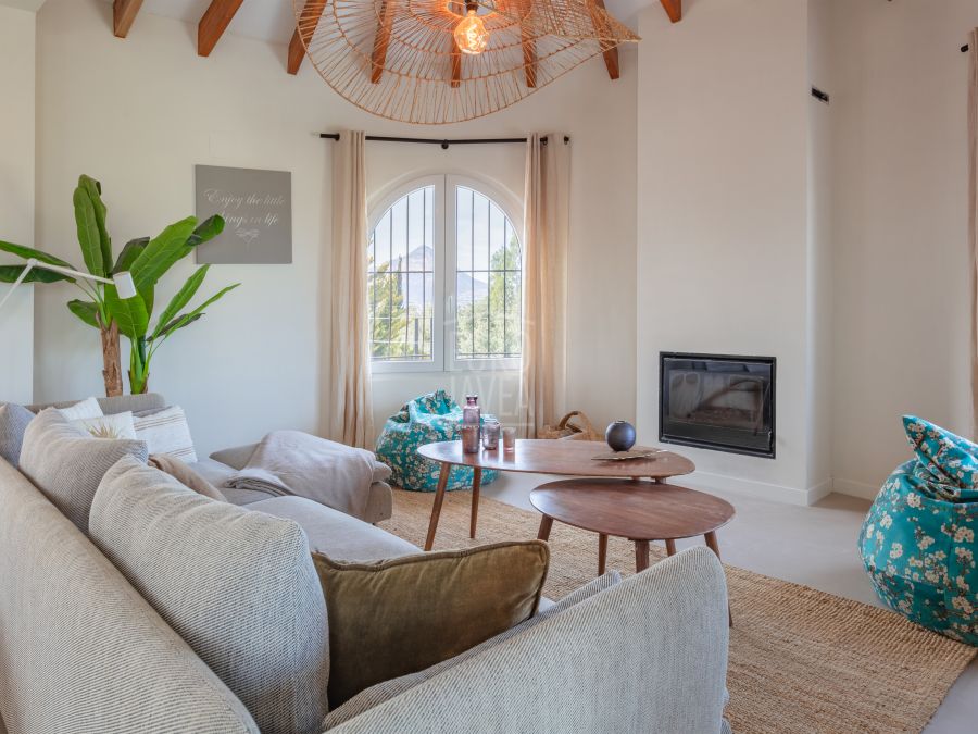 Villa Isabella, Exclusive Newly Renovated Mediterranean Villa with Panoramic Views in Cap Martí, Jávea