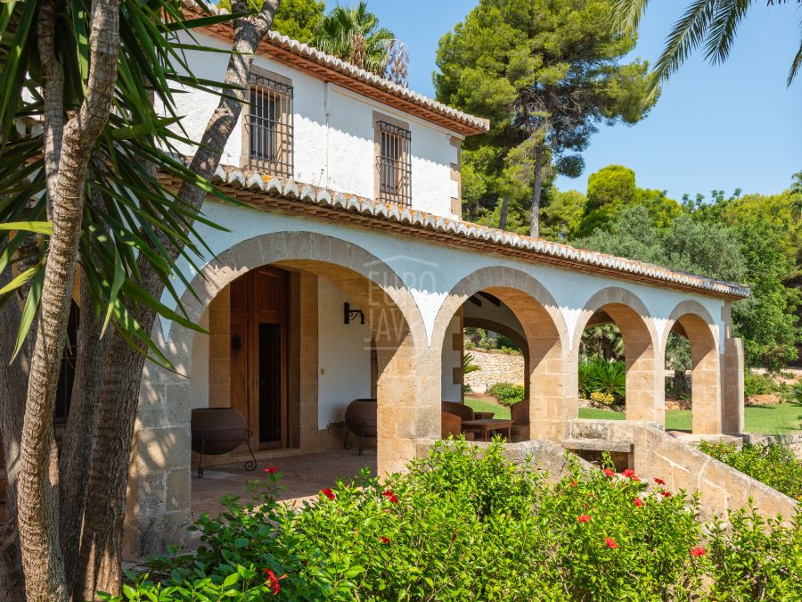 Villa in Tosalet