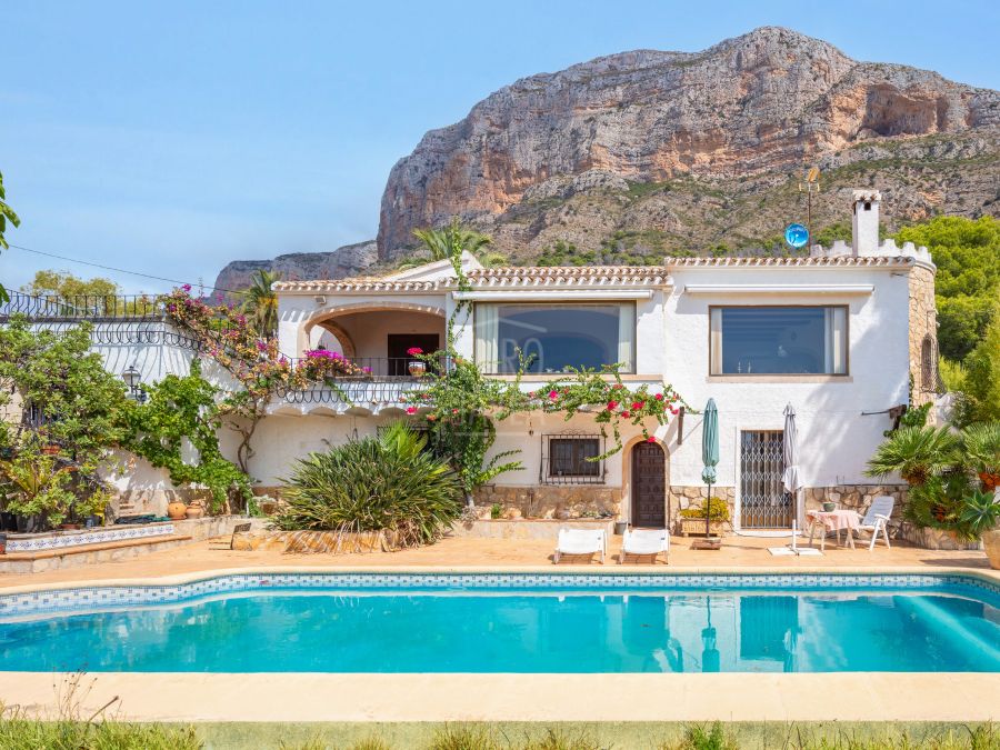 Villa dans Montgó
