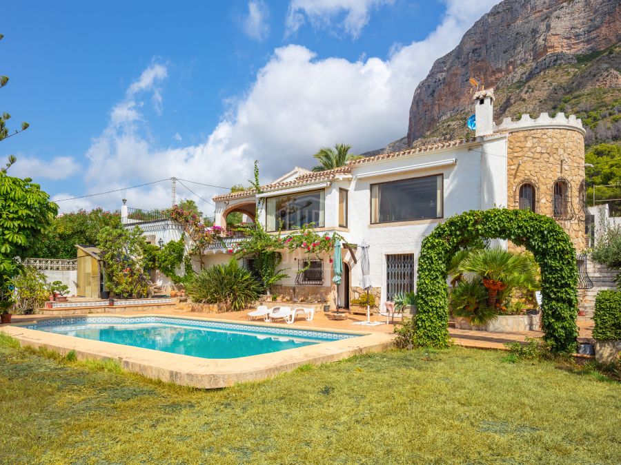 Villa dans Montgó