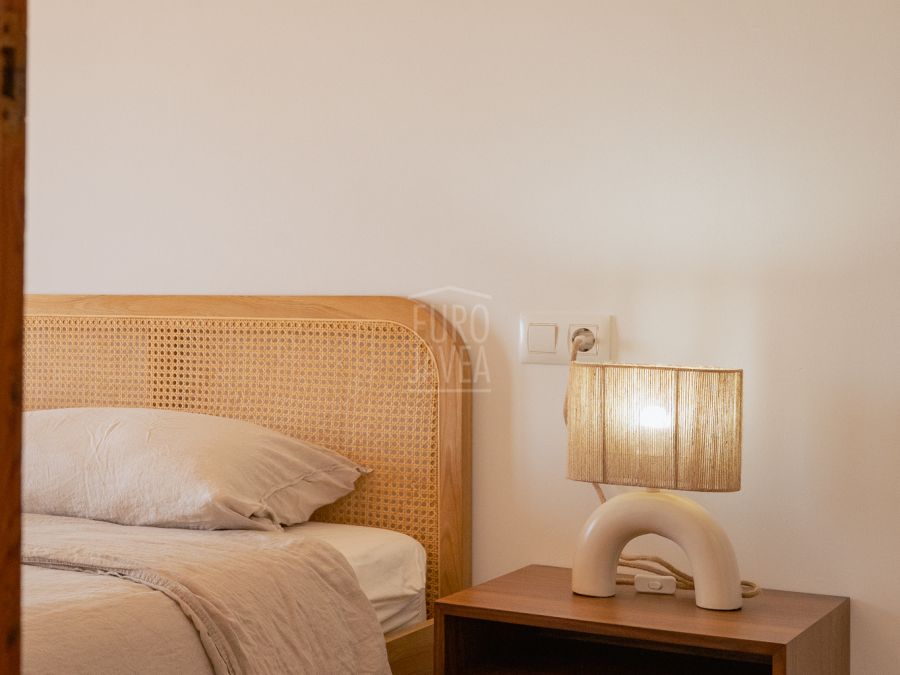 Villa met zeezicht en zuidelijke oriëntatie in Costa Nova, Jávea