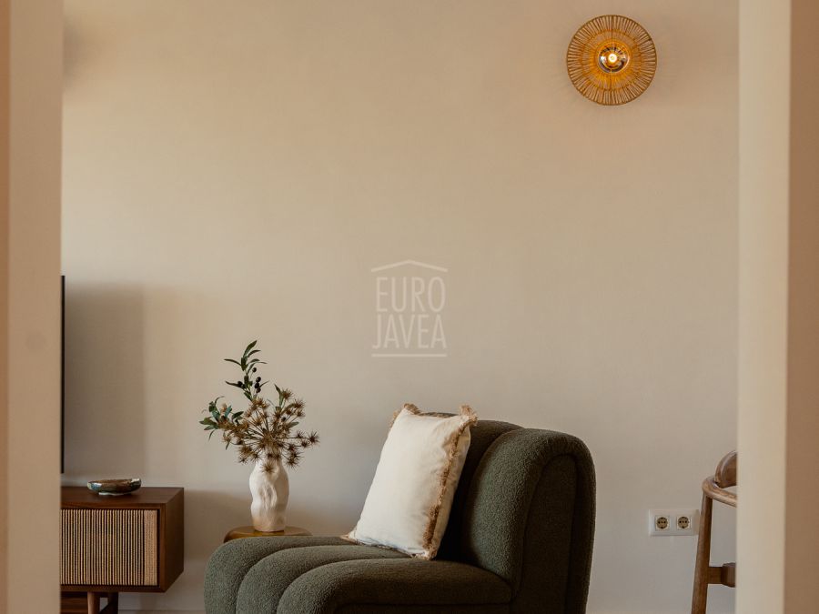 Villa met zeezicht en zuidelijke oriëntatie in Costa Nova, Jávea