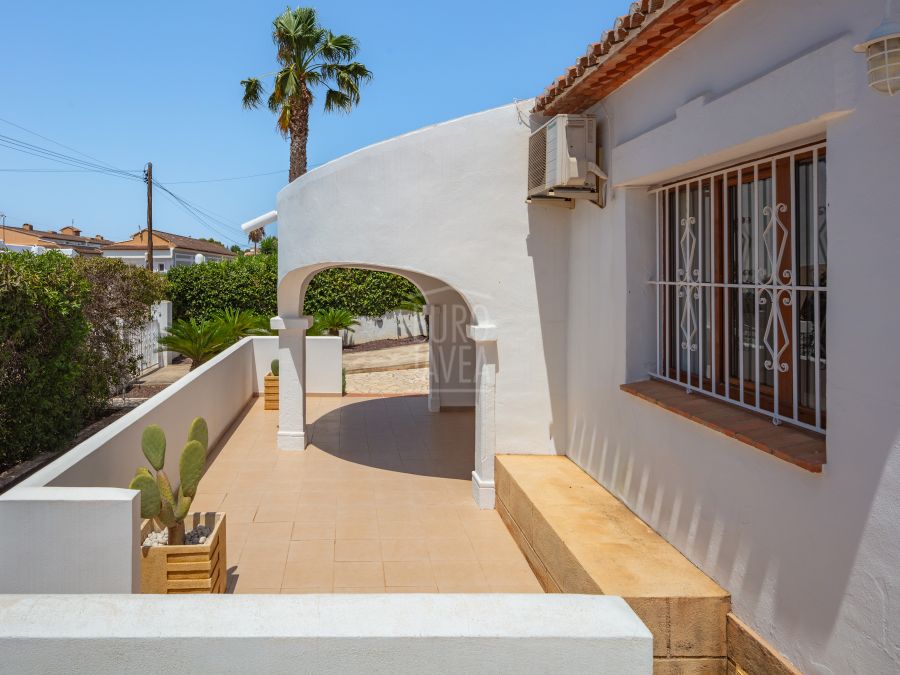 Villa Gaugin – An exceptional investment with Mediterranean charm in a prime location in Jávea