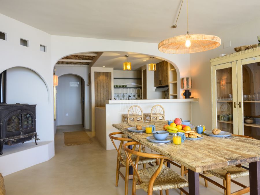 Exclusive luxury seafront penthouse in Montañar Jávea