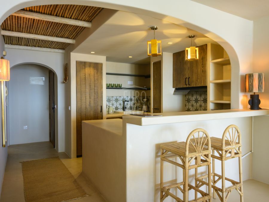 Exclusive luxury seafront penthouse in Montañar Jávea