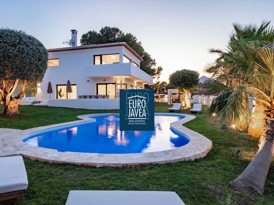 Villa in Tosalet