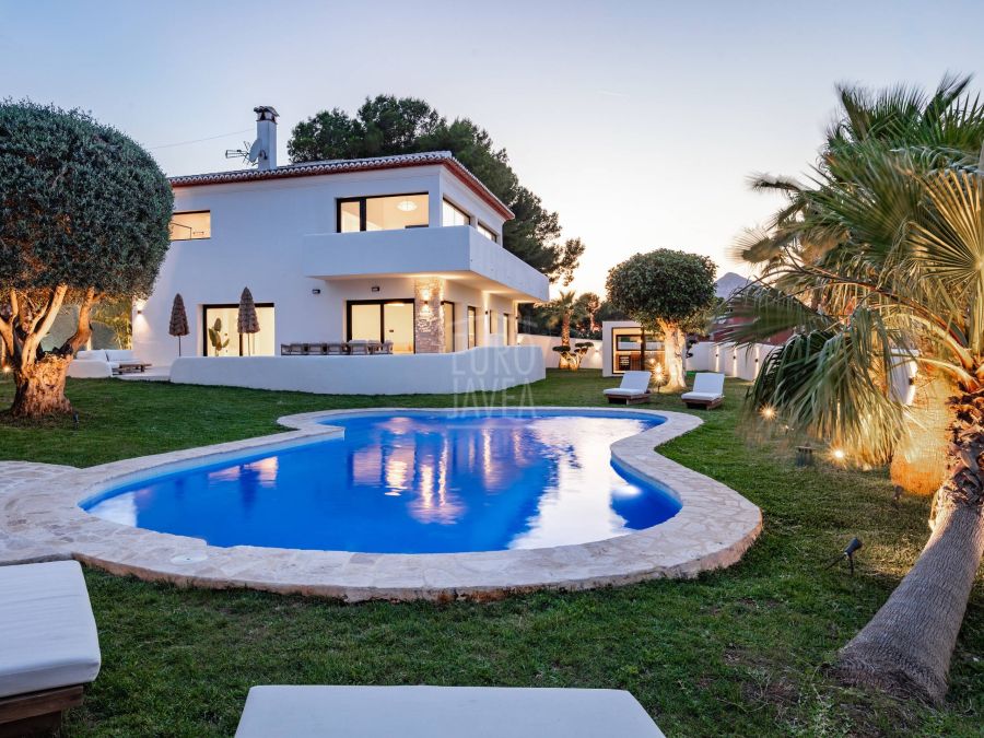 Villa in Tosalet