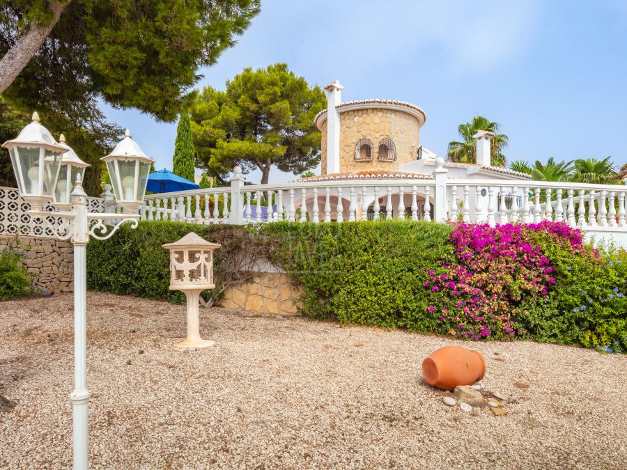 Villa méditerranéenne El Faro avec vue sur la mer dans le quartier exclusif de La Siesta, Jávea