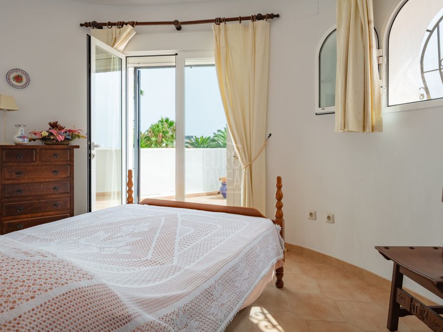 Villa méditerranéenne El Faro avec vue sur la mer dans le quartier exclusif de La Siesta, Jávea