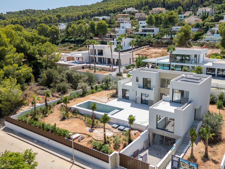 Contemporaine elegantie en mediterrane luxe in een nieuwgebouwde villa in Jávea