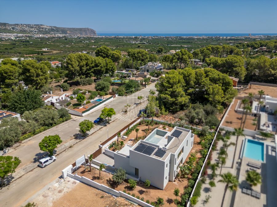 Contemporaine elegantie en mediterrane luxe in een nieuwgebouwde villa in Jávea