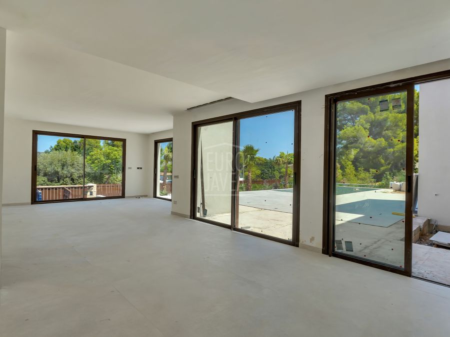 Contemporaine elegantie en mediterrane luxe in een nieuwgebouwde villa in Jávea