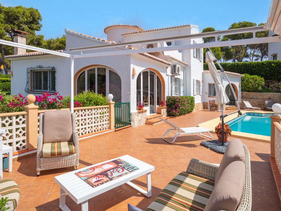 Exclusive Villa Alma – Charming Home with Sea Views in Ambolo, Jávea