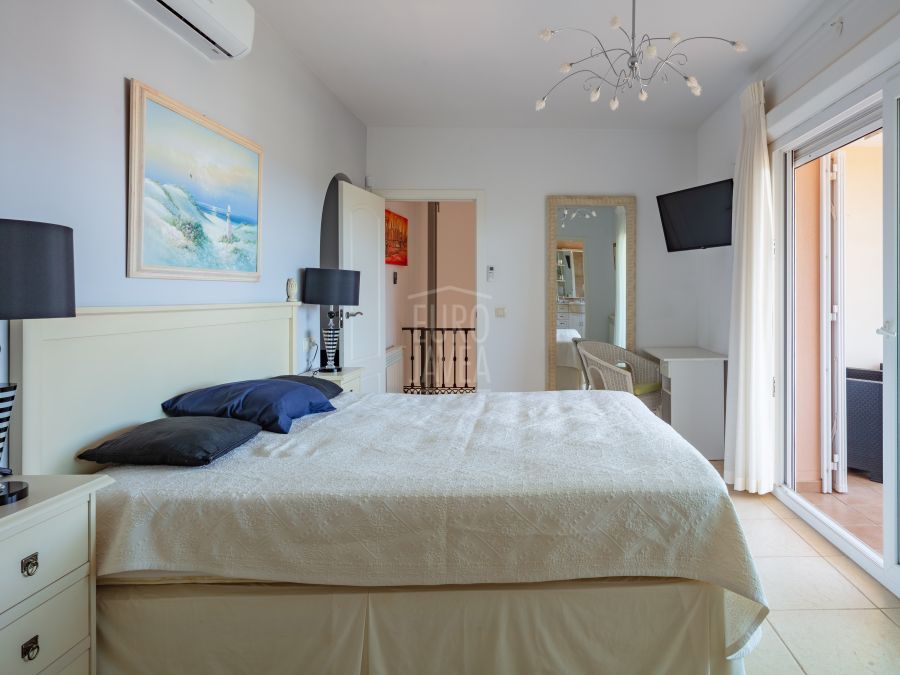 Elegante villa Amelia met zeezicht in Jávea, vlak bij het Arenal-strand