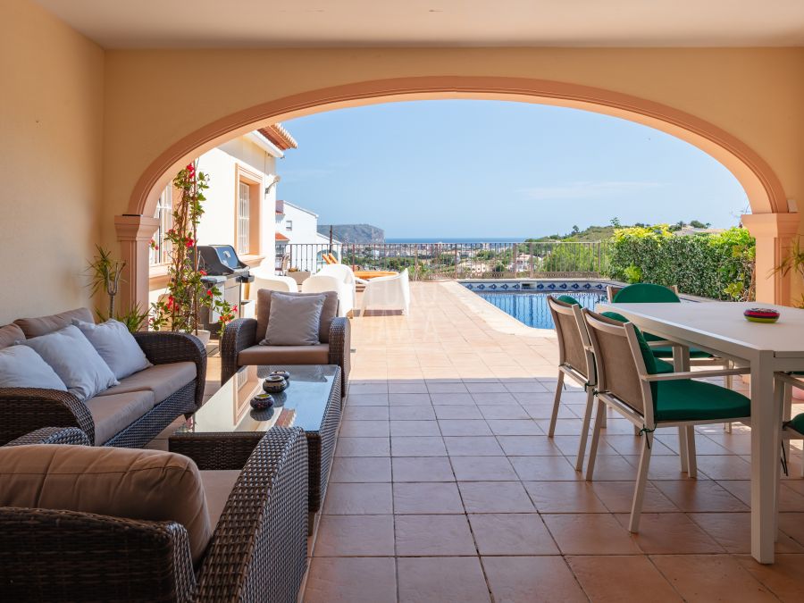 Elegante villa Amelia met zeezicht in Jávea, vlak bij het Arenal-strand