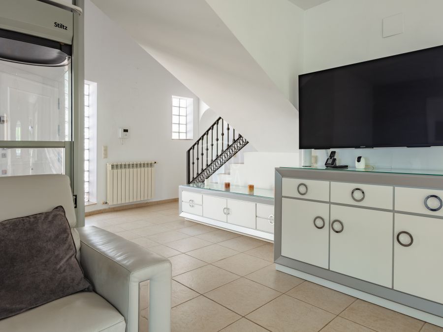 Elegante villa Amelia met zeezicht in Jávea, vlak bij het Arenal-strand