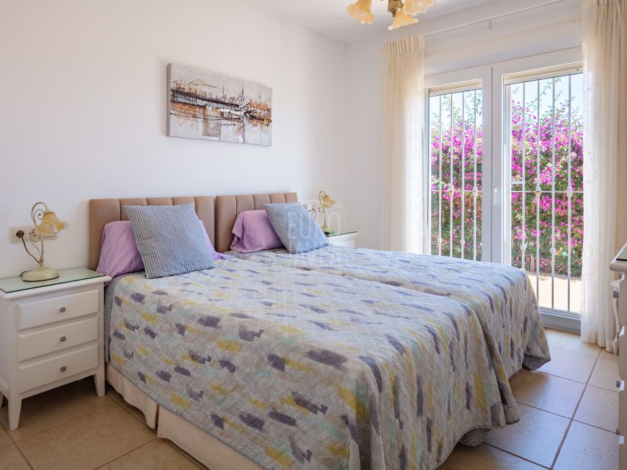 Elegante villa Amelia met zeezicht in Jávea, vlak bij het Arenal-strand