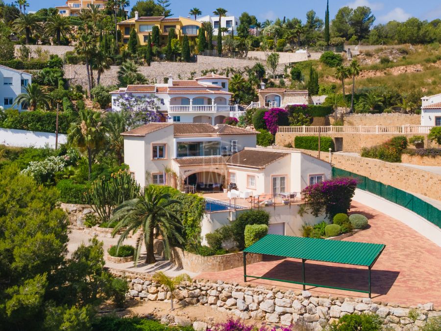 Elegante villa Amelia met zeezicht in Jávea, vlak bij het Arenal-strand