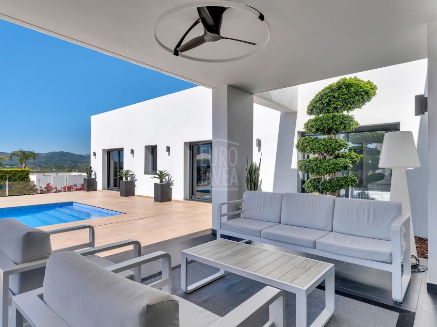 Luxe villa op de Montgó met absolute privacy en panoramisch uitzicht